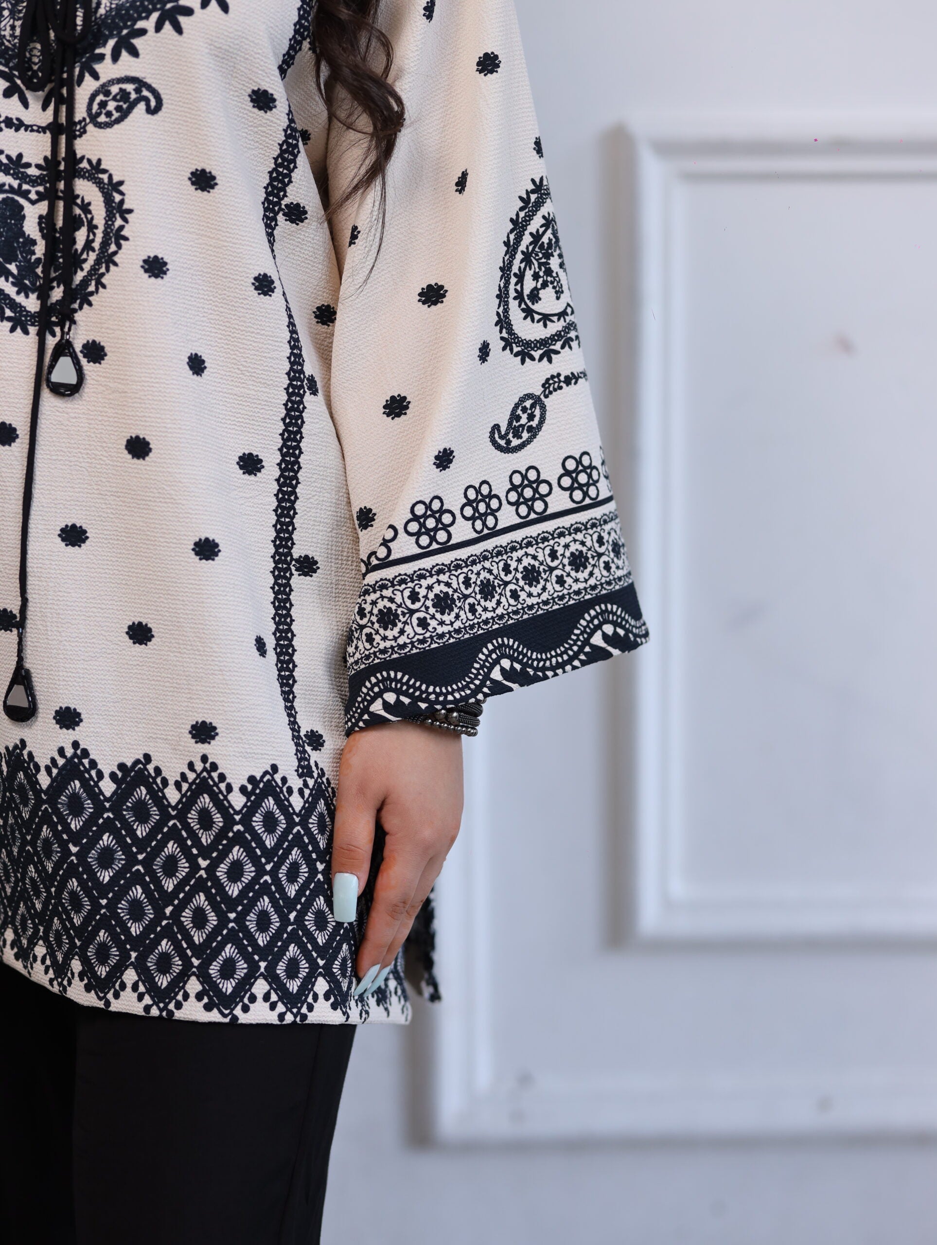 Black and White Printed Elegance Cord Set