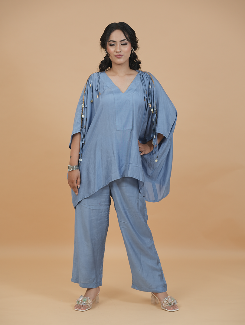 Soft Blue Fringes Set