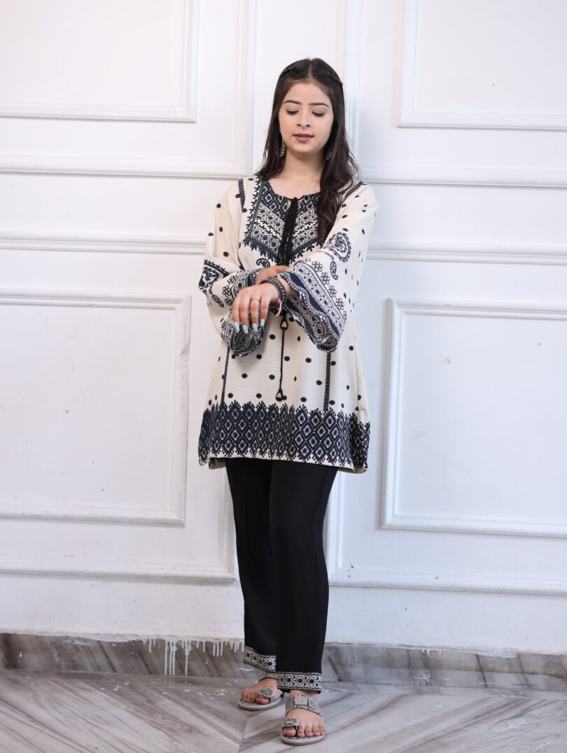 Black and White Printed Elegance Cord Set