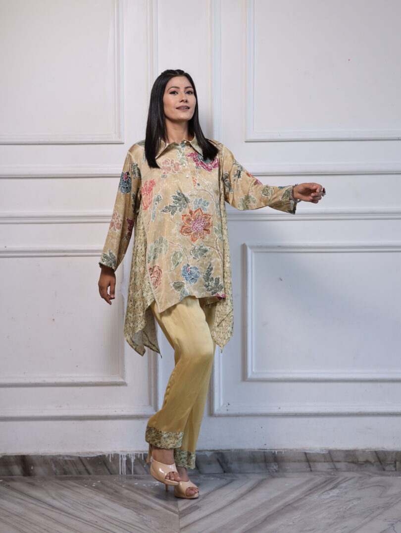 Elegant Green & Brown Printed Short Kurta Cord Set - Image 4
