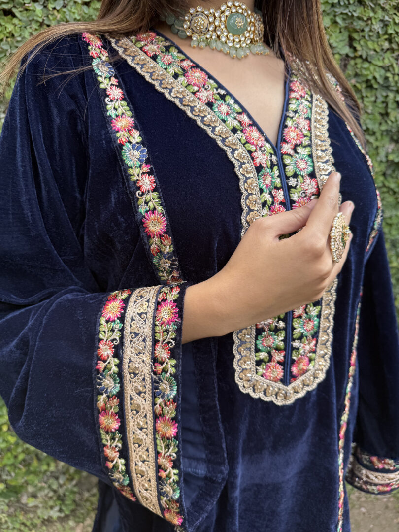 Sapphire Elegance Set - Image 3