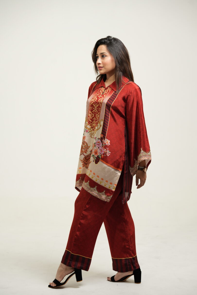 Maroon Printed Indo-Western Crepe Set - Image 3